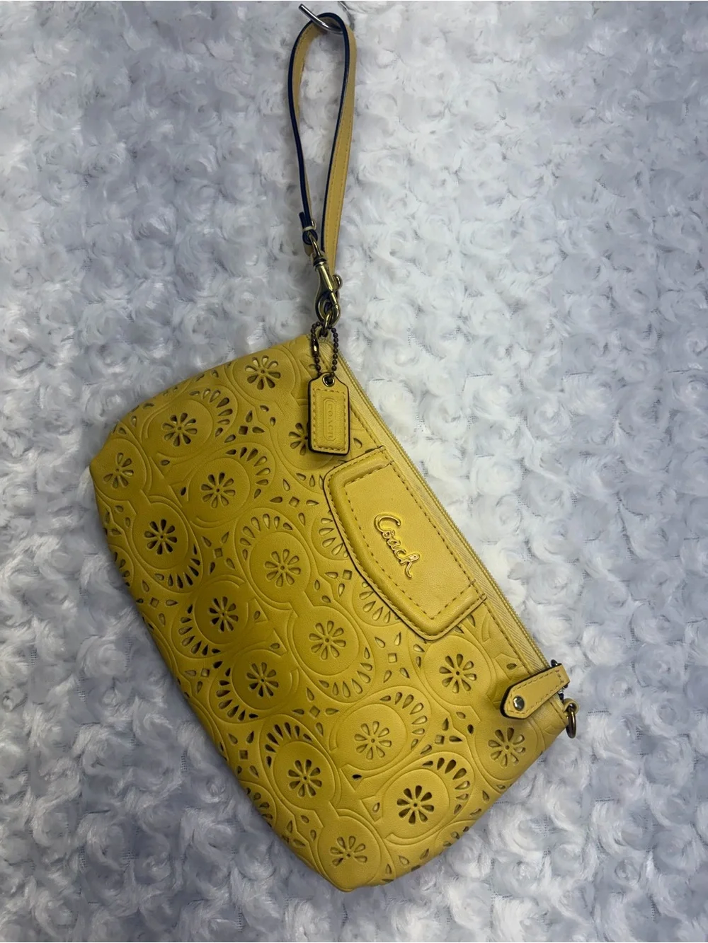 Coach Yellow Ashley Lace Laser-Cut Leather large convertible wristlet shoulder
